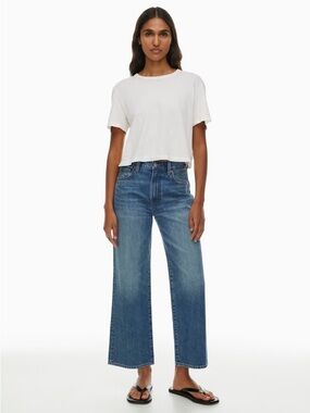 Denim Forum- Aritiza. The Farrah High Rise Wide Leg Cropped jeans size 26